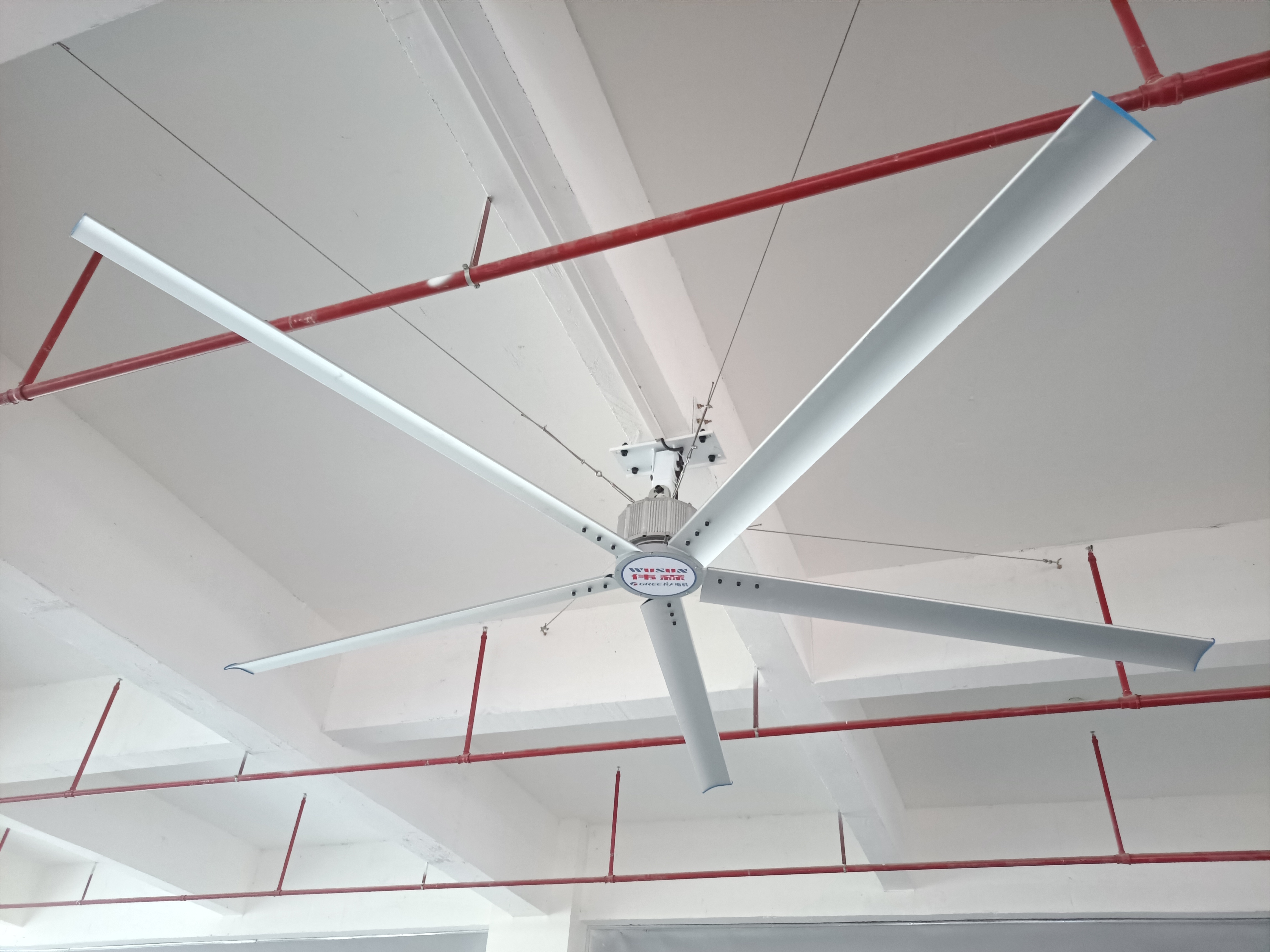 What is industrial ceiling fan?